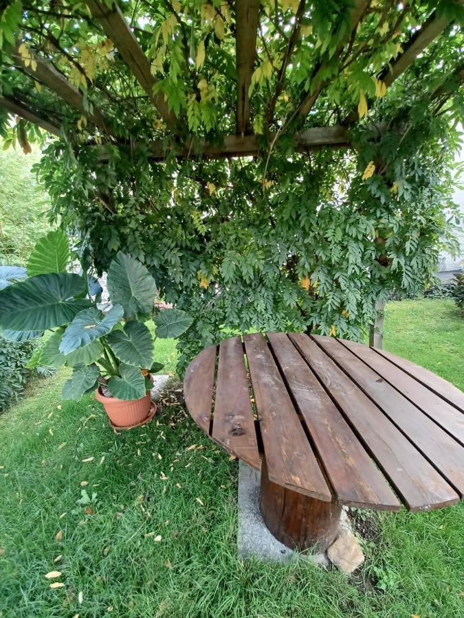 B & B Sentiero Valtellina Castello dell'Acqua Exterior photo