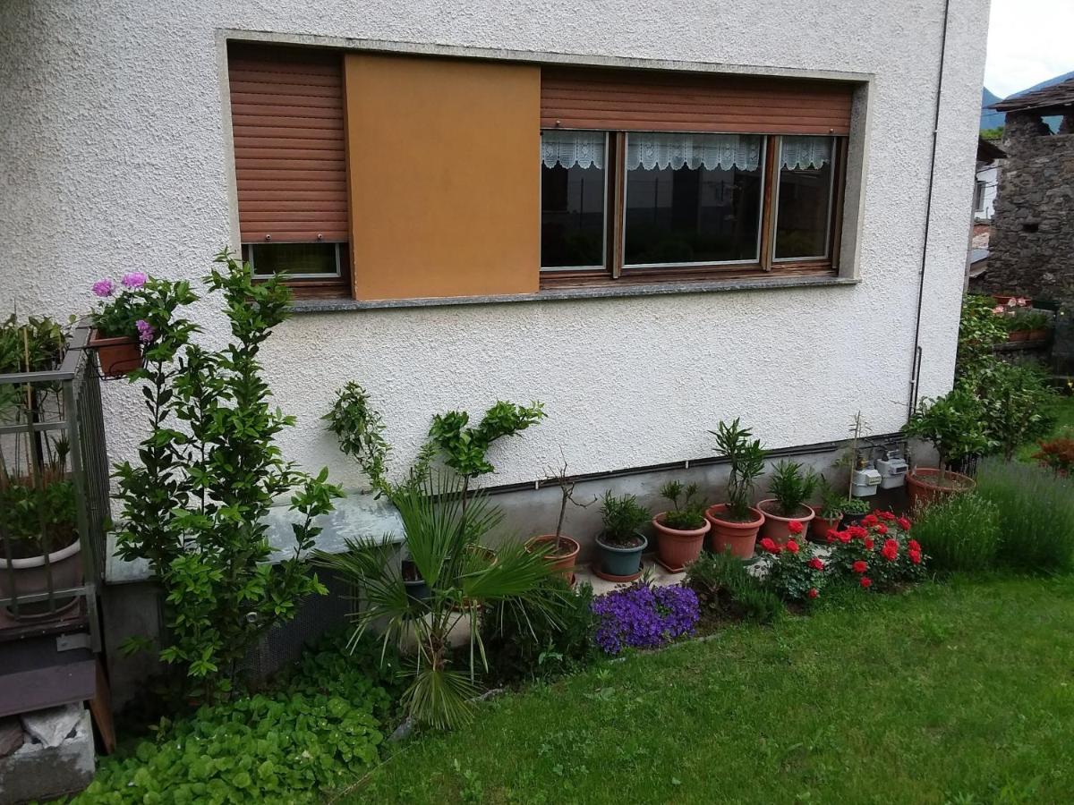 B & B Sentiero Valtellina Castello dell'Acqua Exterior photo